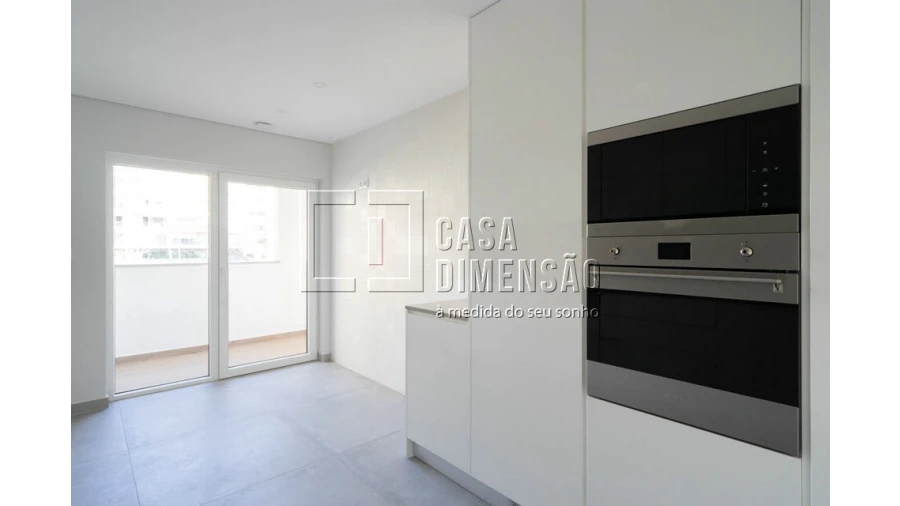 Apartamento T3 para Venda em Carcavelos e Parede Foto 18