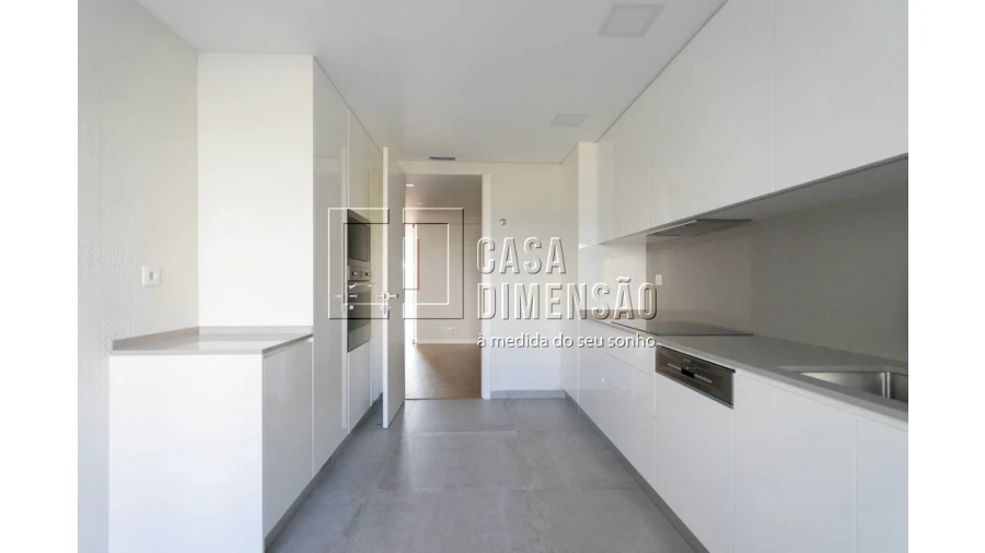 Apartamento T3 para Venda em Carcavelos e Parede Foto 20
