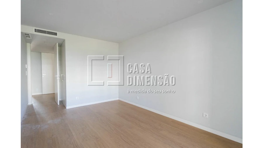 Apartamento T3 para Venda em Carcavelos e Parede Foto 26