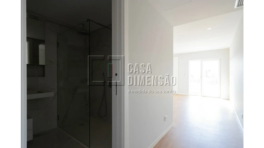 Apartamento T3 para Venda em Carcavelos e Parede Foto 30
