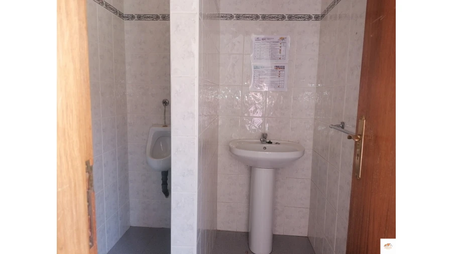 Negócio para Venda em Castelo Branco Foto 18