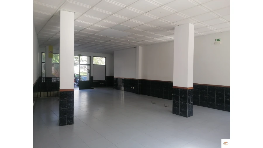 Negócio para Venda em Castelo Branco Foto 6