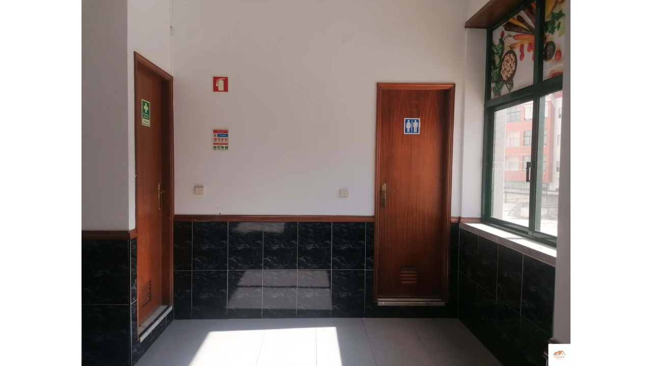 Negócio para Venda em Castelo Branco Foto 16