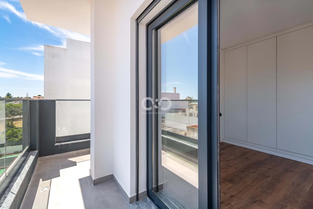 Apartamento T3 para Venda em Portimão Foto 24