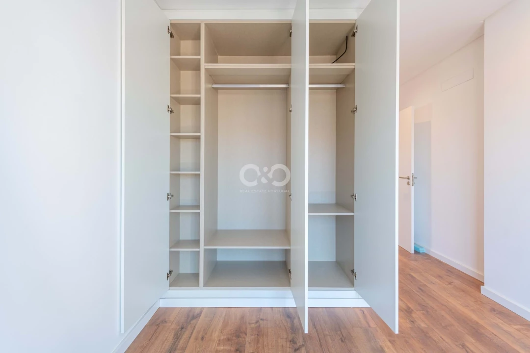 Apartamento T3 para Venda em Portimão Foto 29