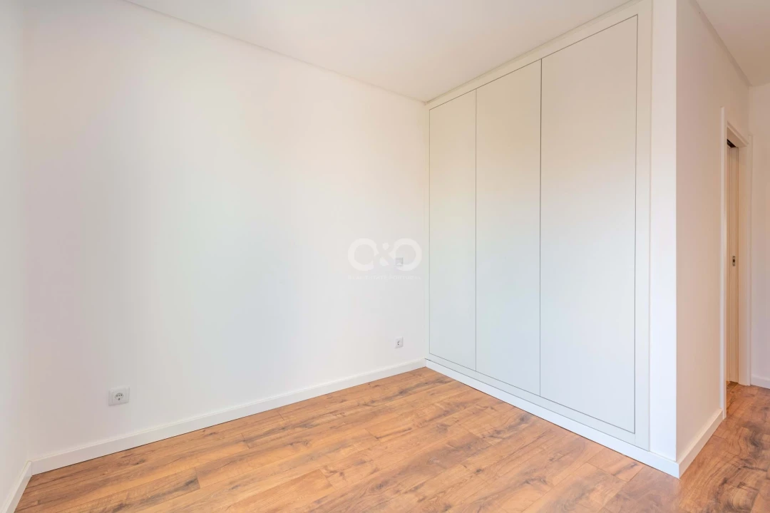 Apartamento T3 para Venda em Portimão Foto 22