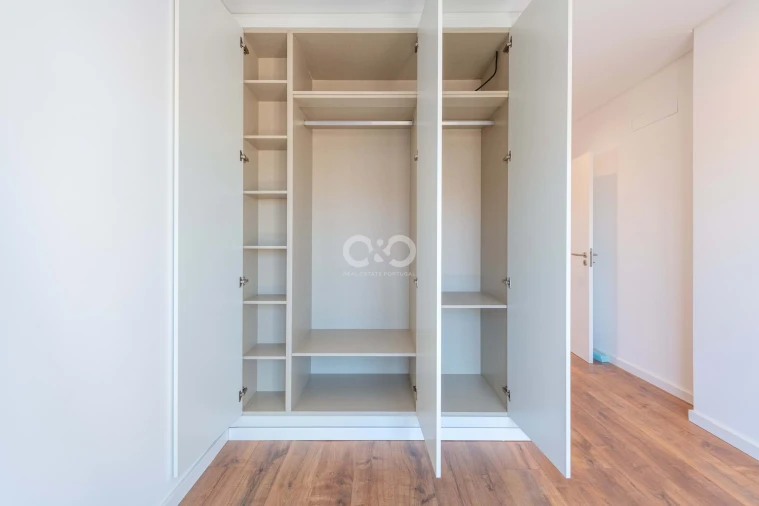 Apartamento T3 para Venda em Portimão Foto 29