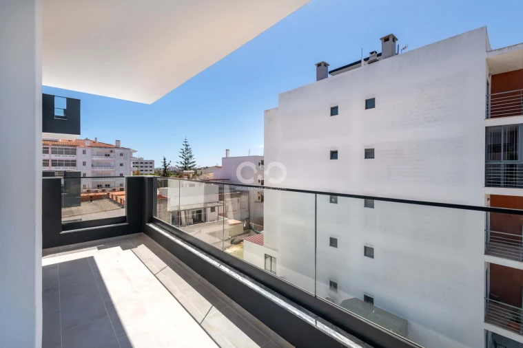 Apartamento T2 para Venda em Portimão Foto 14