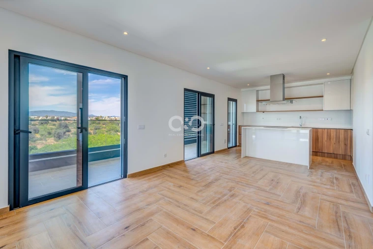 Apartamento T2 para Venda em Portimão Foto 11