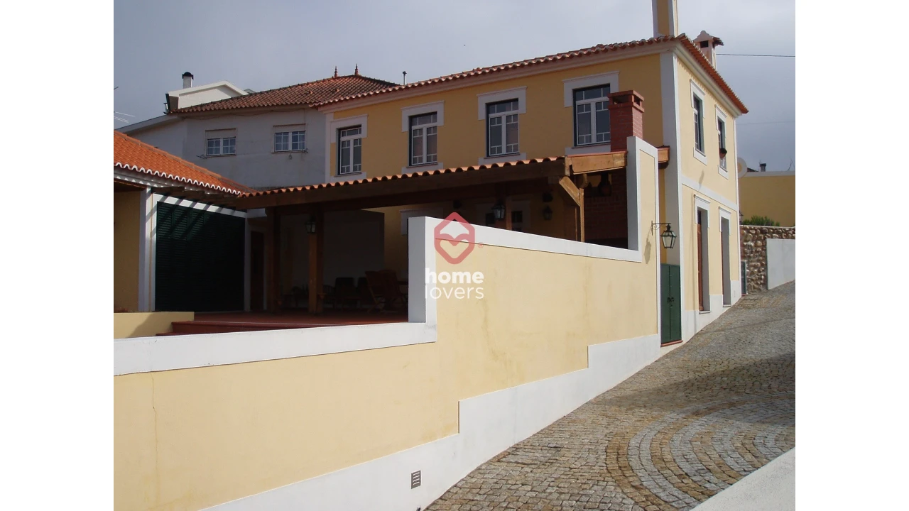 Moradia T8 para Venda em Serpins Foto 6