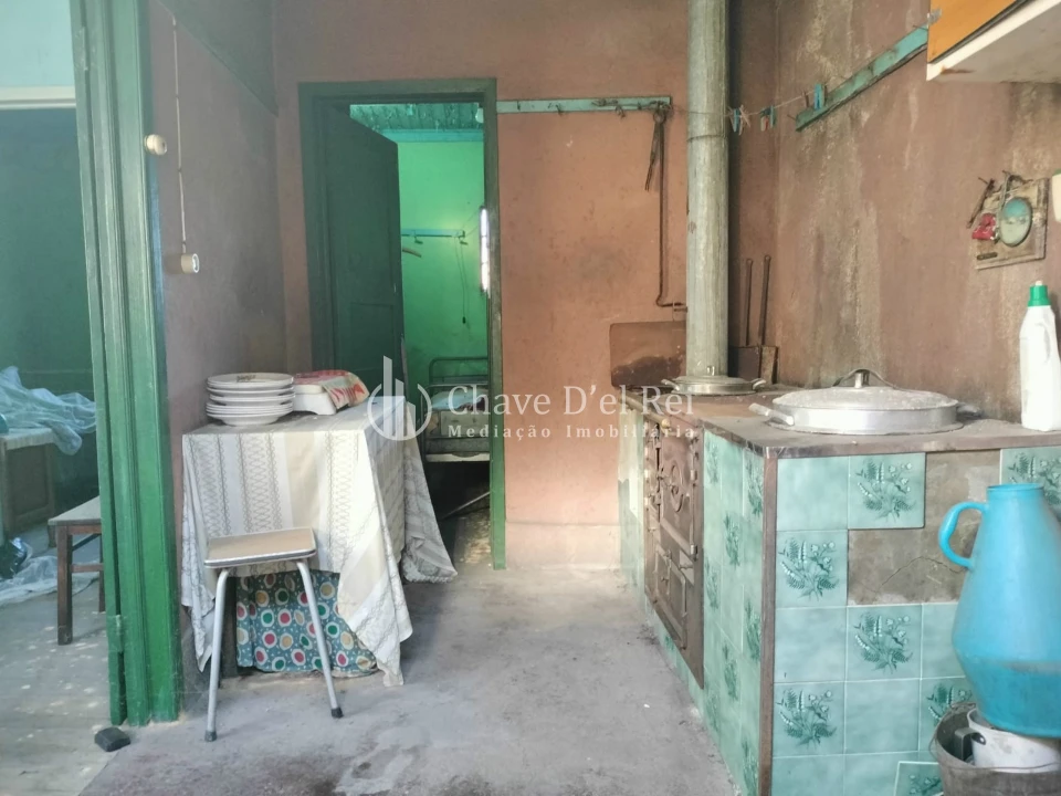 Moradia T2 para Venda em Bodiosa Foto 4