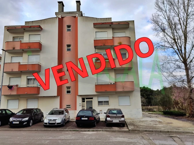 Apartamento T3 para Venda em Cartaxo e Vale da Pinta Foto 1