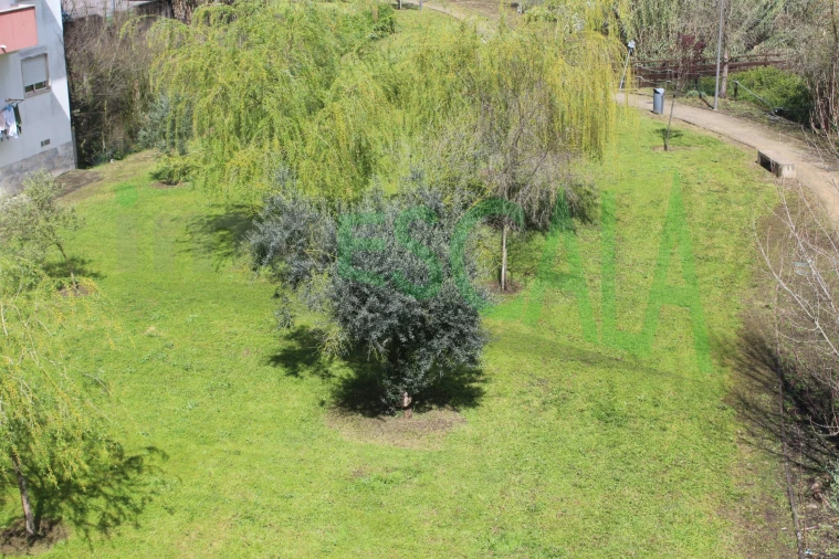 Apartamento T3 para Venda em Cartaxo e Vale da Pinta Foto 19