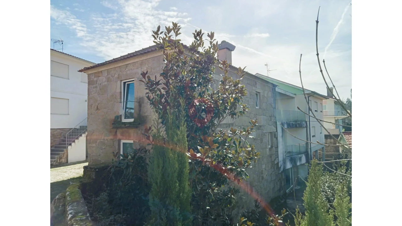 Negócio para Venda em Ceivães e Badim Foto 1