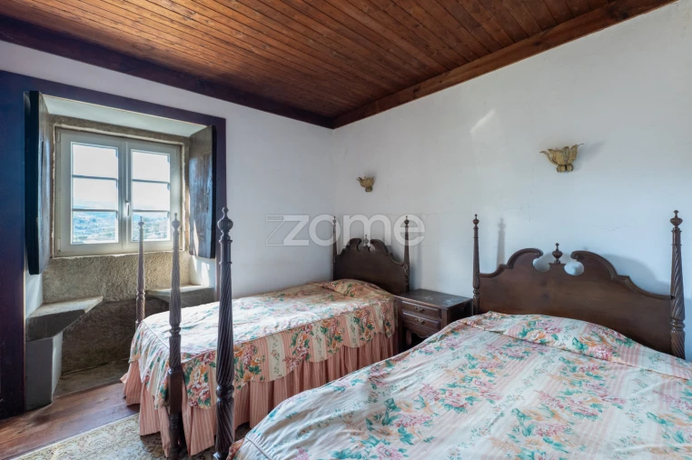 Moradia T5 para Venda em Gondar e Orbacém Foto 21