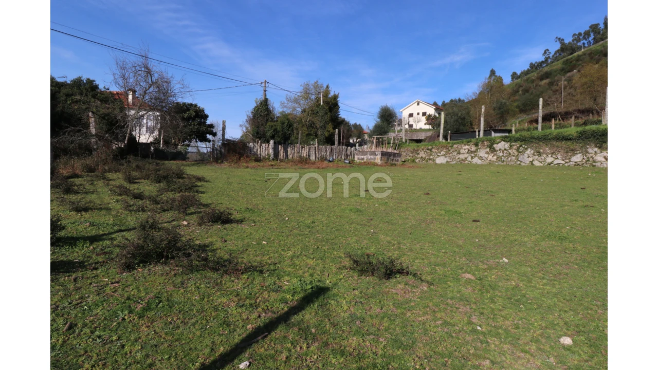 Terreno para Venda em Paço Foto 1