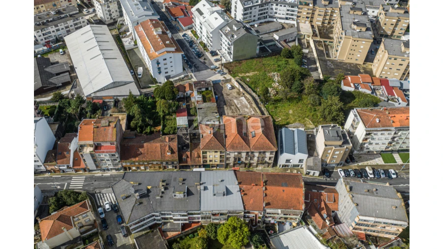 Prédio para Venda em Paranhos Foto 8