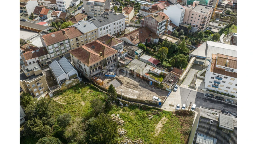 Prédio para Venda em Paranhos Foto 11