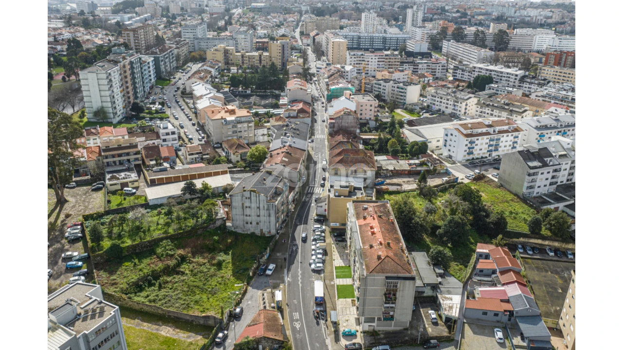 Prédio para Venda em Paranhos Foto 10