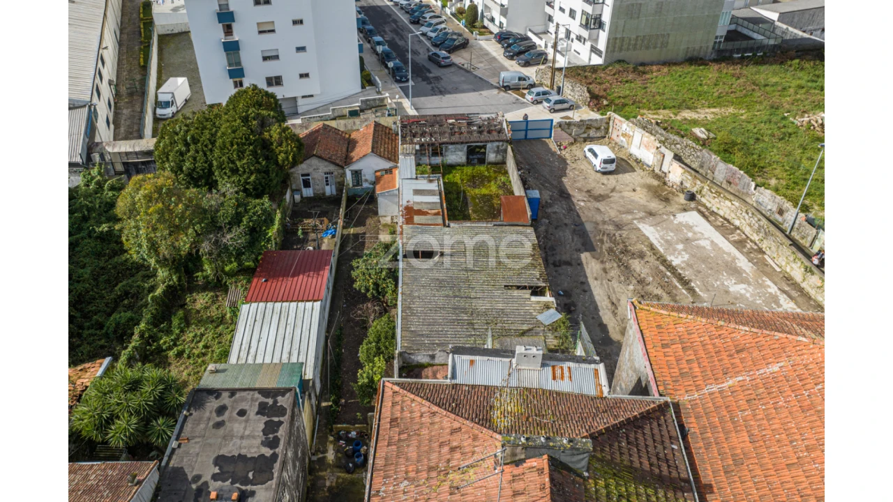 Prédio para Venda em Paranhos Foto 18