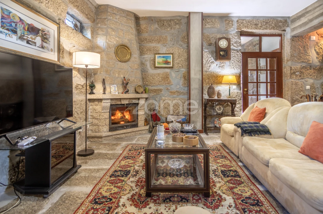 Quinta T6 para Venda em Silgueiros Foto 17