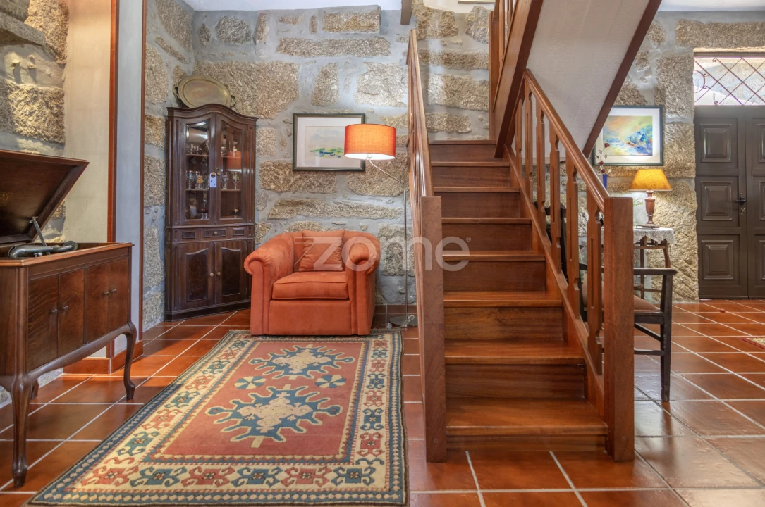 Quinta T6 para Venda em Silgueiros Foto 23