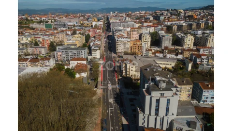 Negócio para Venda em Braga (São José de São Lázaro e São João do Souto)