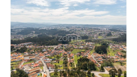 Terreno para Venda em Argoncilhe