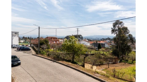 Terreno para Venda em Argoncilhe
