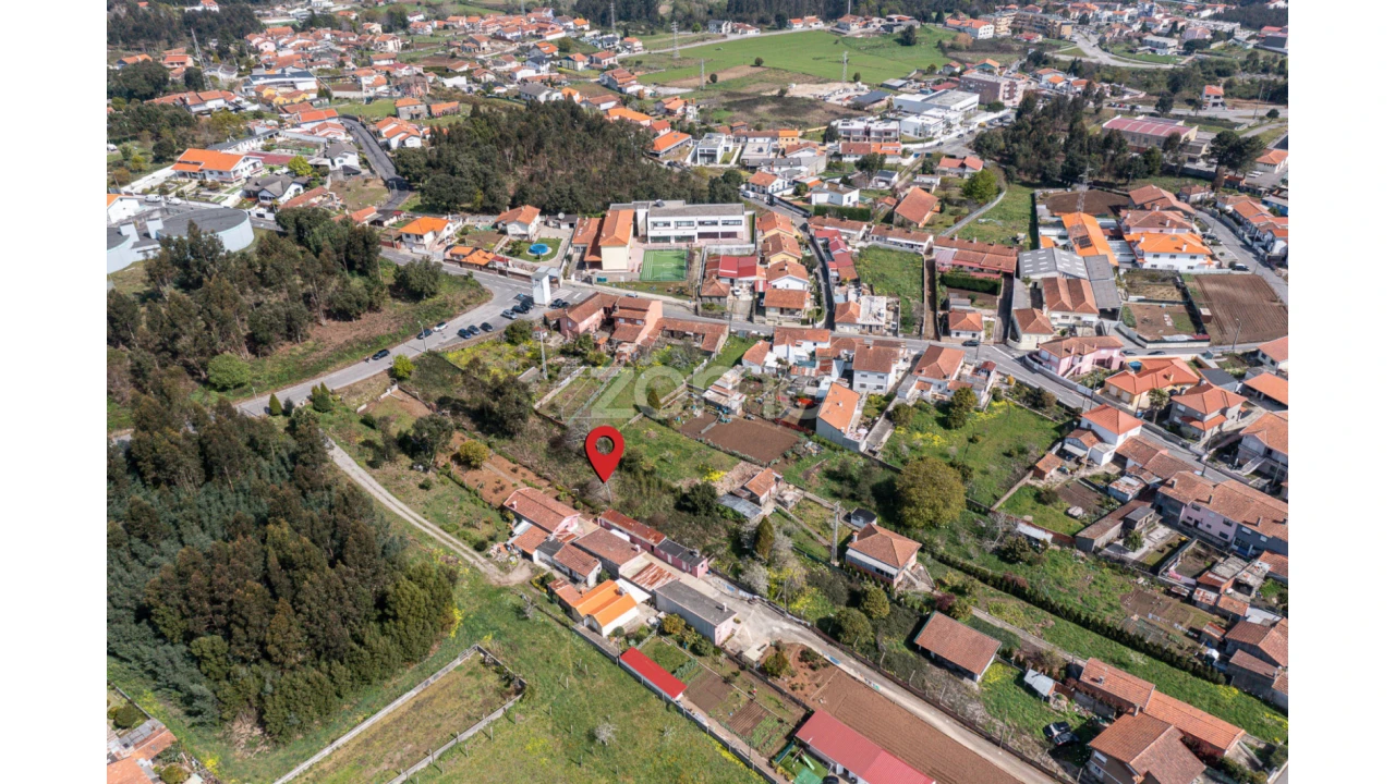 Terreno para Venda em Argoncilhe Foto 9