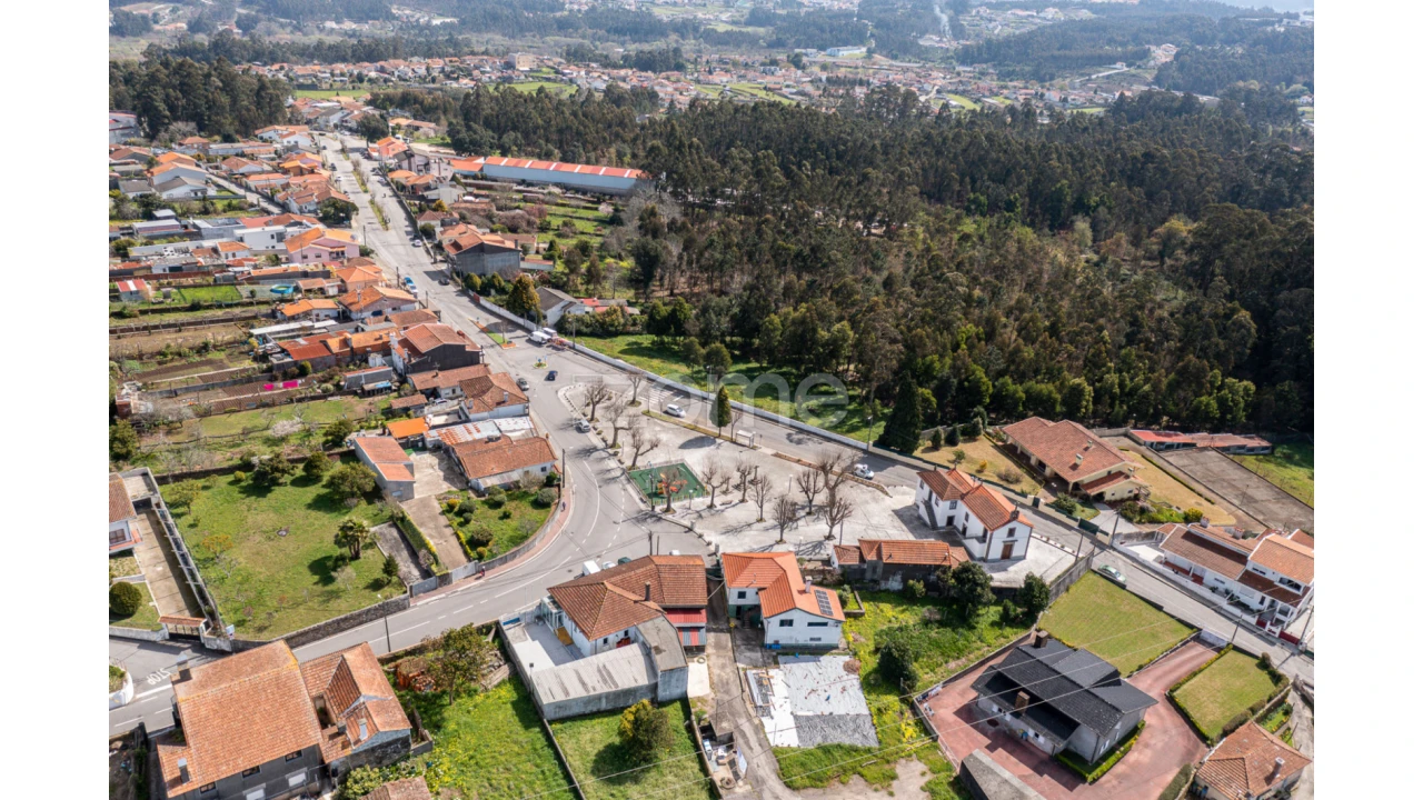 Terreno para Venda em Argoncilhe Foto 23