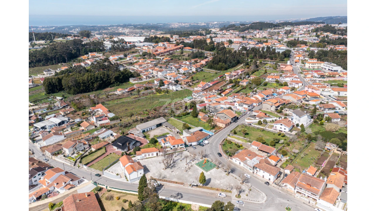 Terreno para Venda em Argoncilhe Foto 24