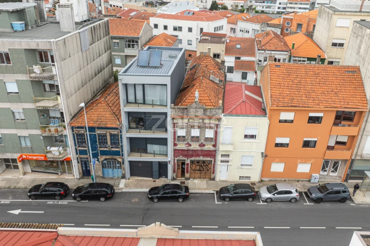 Moradia T9 para Venda em Ramalde Foto 2