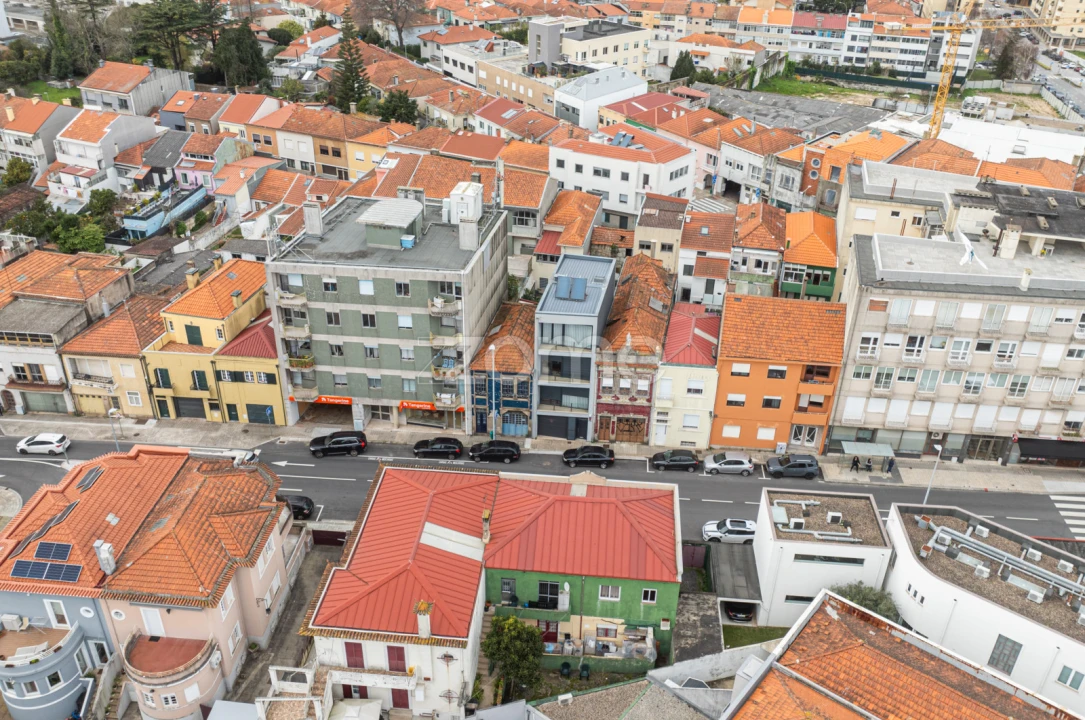 Moradia T9 para Venda em Ramalde Foto 6