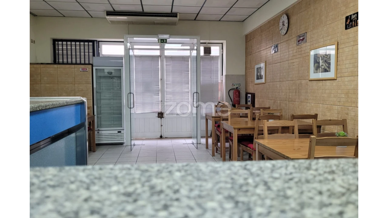 Negócio para Venda em Almeirim Foto 3