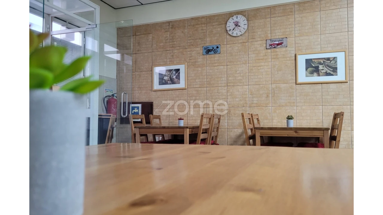 Negócio para Venda em Almeirim Foto 2