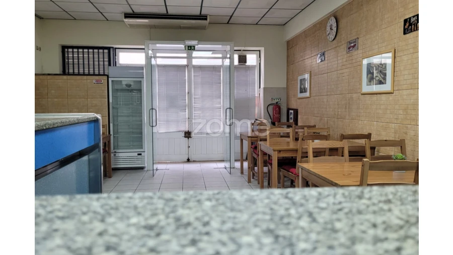 Negócio para Venda em Almeirim Foto 3