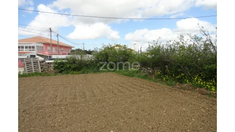 Terreno para Venda em Rio de Mouro