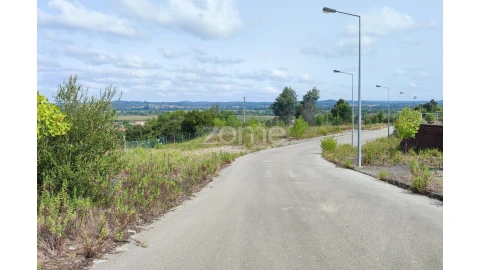 Terreno para Venda em Taveiro, Ameal e Arzila