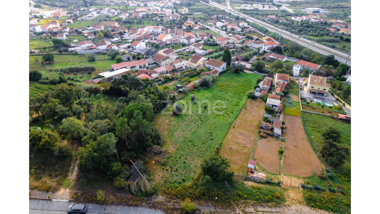 Terreno para Venda em Taveiro, Ameal e Arzila Foto 14