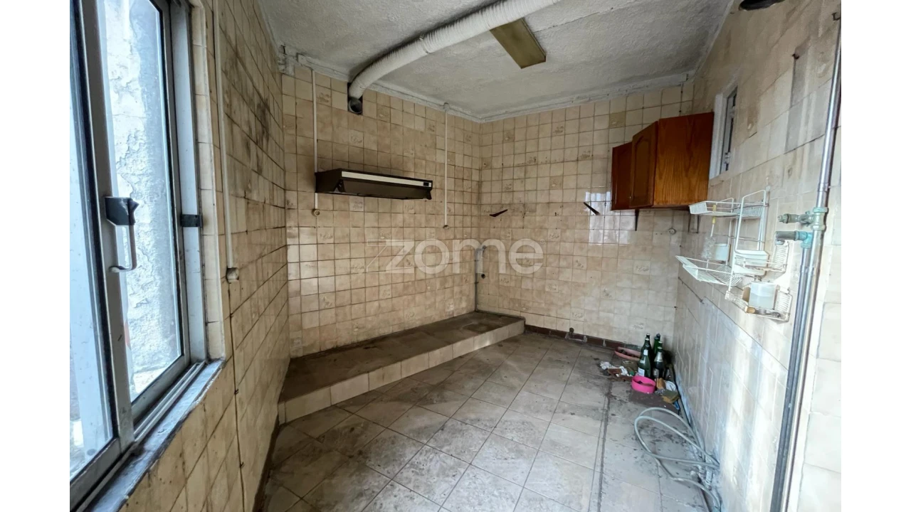 Moradia T2 para Venda em Sé Nova, Santa Cruz, Almedina e São Bartolomeu Foto 7