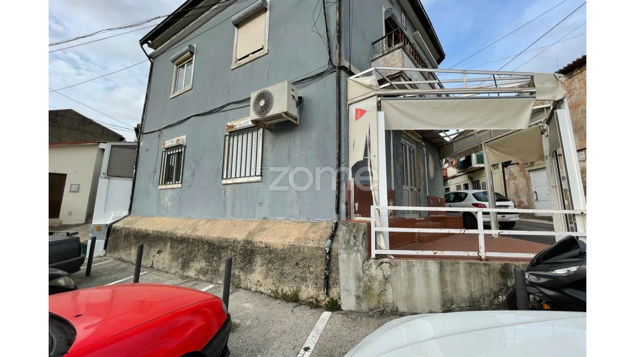 Moradia T2 para Venda em Sé Nova, Santa Cruz, Almedina e São Bartolomeu Foto 4