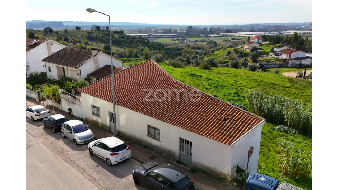 Moradia T1 para Venda em Sé Nova, Santa Cruz, Almedina e São Bartolomeu Foto 10