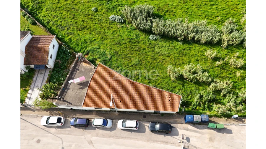 Moradia T1 para Venda em Sé Nova, Santa Cruz, Almedina e São Bartolomeu Foto 3