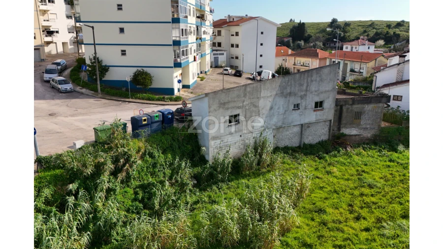 Moradia T1 para Venda em Sé Nova, Santa Cruz, Almedina e São Bartolomeu Foto 12