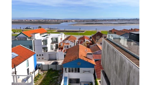Moradia T8 para Venda em Gafanha da Encarnação
