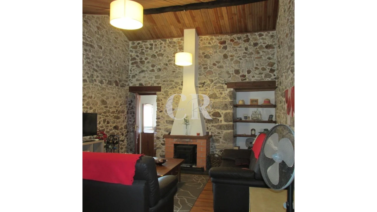 Moradia T3 para Venda em Friúmes e Paradela Foto 26