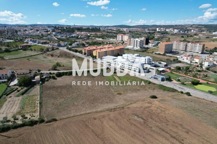 Terreno para Venda em Sé, Santa Maria e Meixedo Foto 6