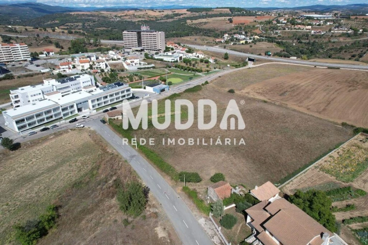 Terreno para Venda em Sé, Santa Maria e Meixedo Foto 9