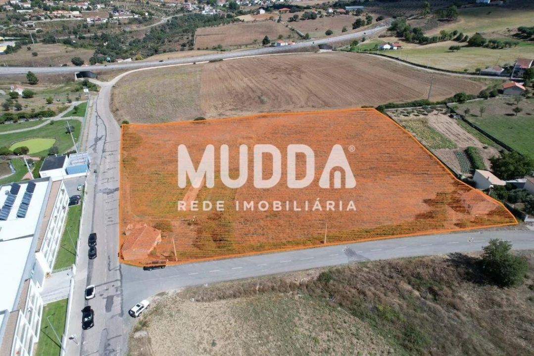 Terreno para Venda em Sé, Santa Maria e Meixedo Foto 1